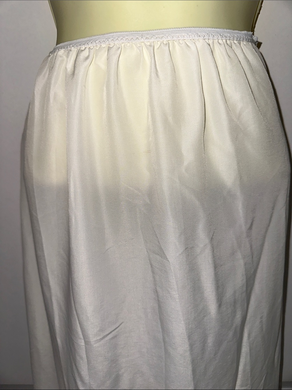 Vintage White Long Maxi Half‎ Slip with Scalloped Hem - Picture 2 of 6